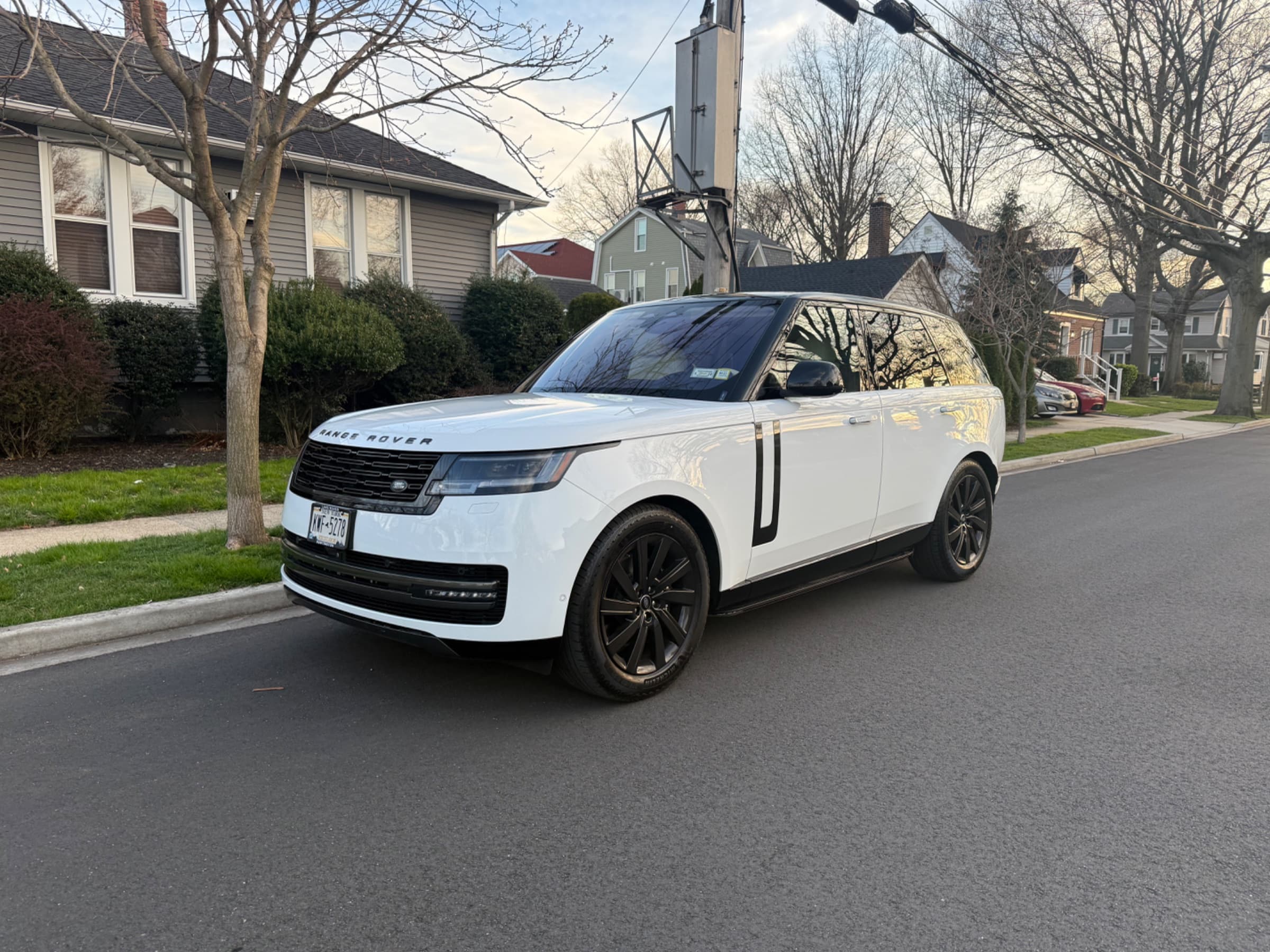 2023 Land Rover Range Rover (SWB)